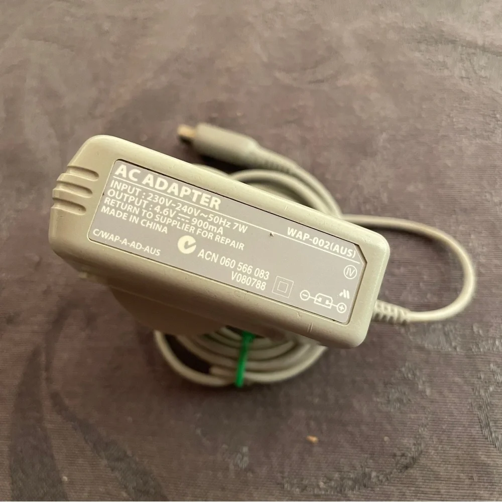 Official Genuine Nintendo AUS Wall AC Adapter Charger WAP-002 DSI/2DS/3DS